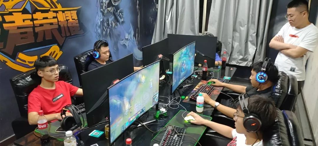 更是足球艺 更是足球艺