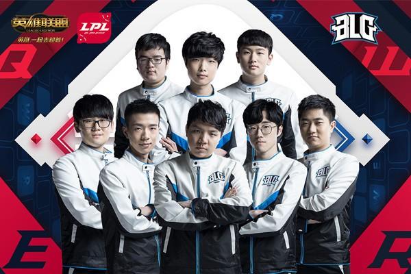 在足球的世 在足球的世